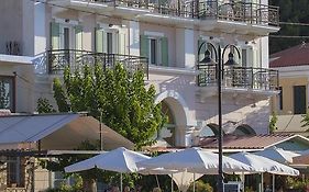 Samaina Port Hotel